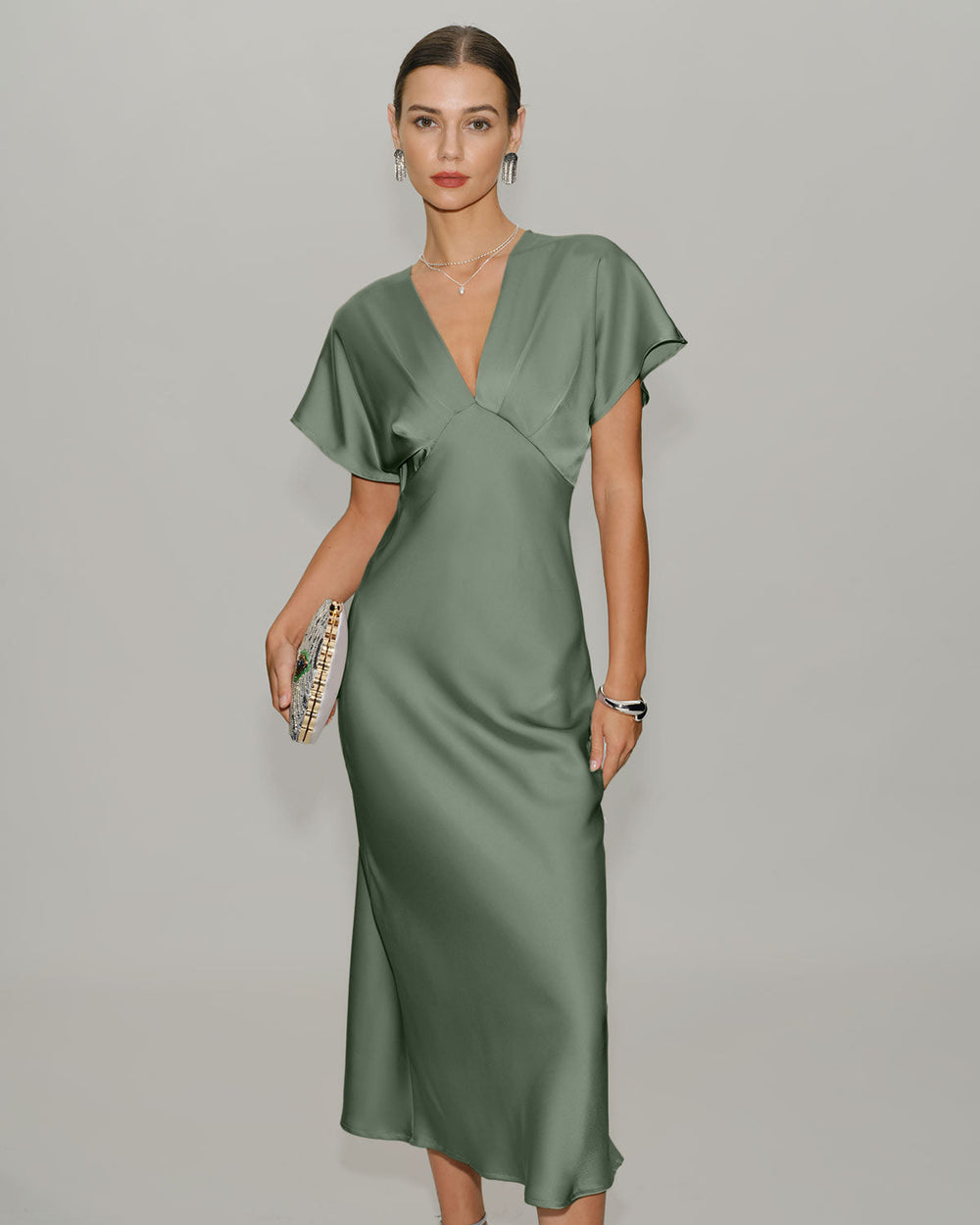 Vestido Antonella | Elegancia en Satén Tono Verde
