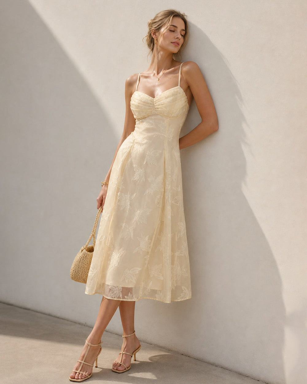 Vestido Camila | Elegancia en Jacquard Tono Durazno