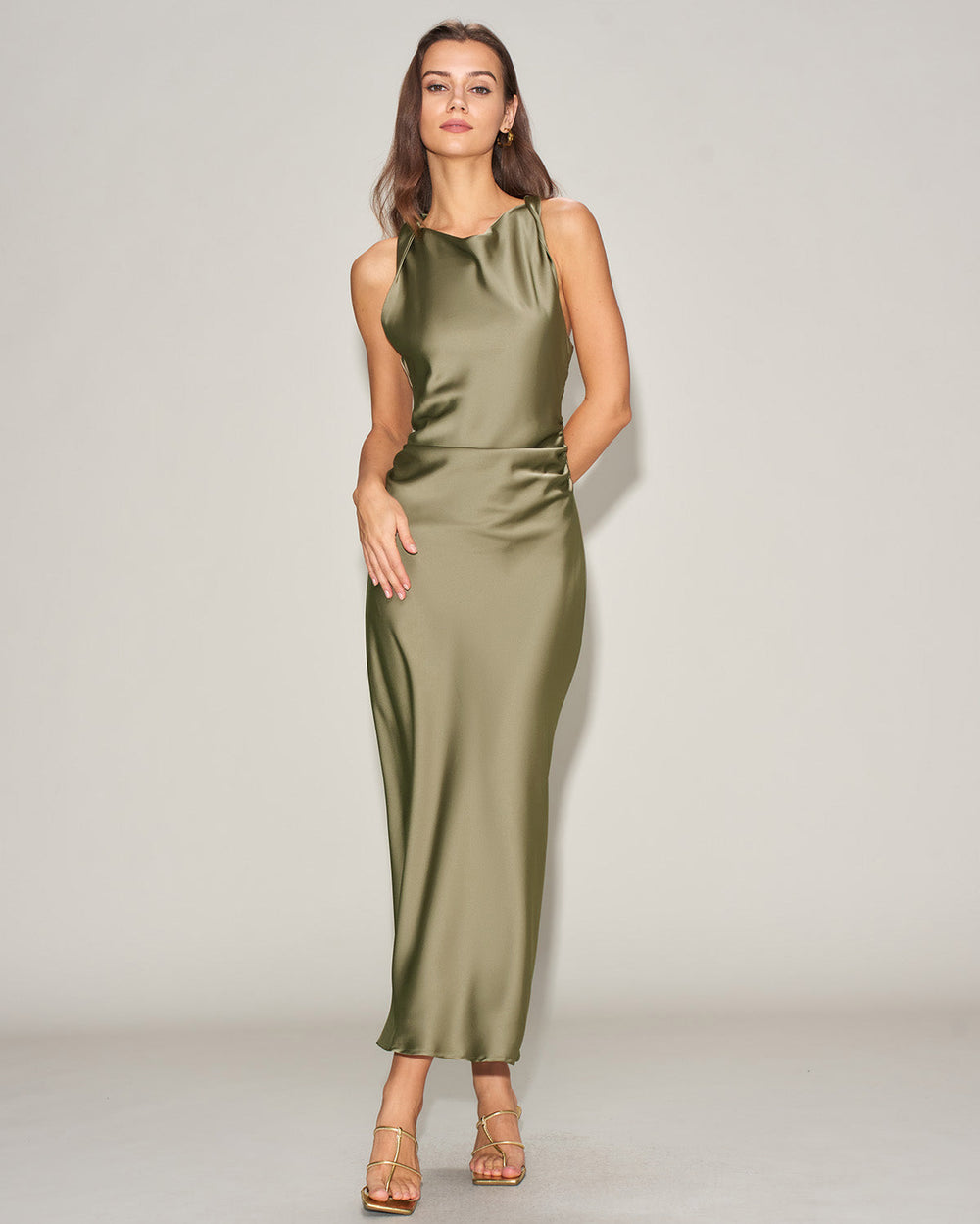 Vestido Genevieve | Elegancia en Satén Tono Verde