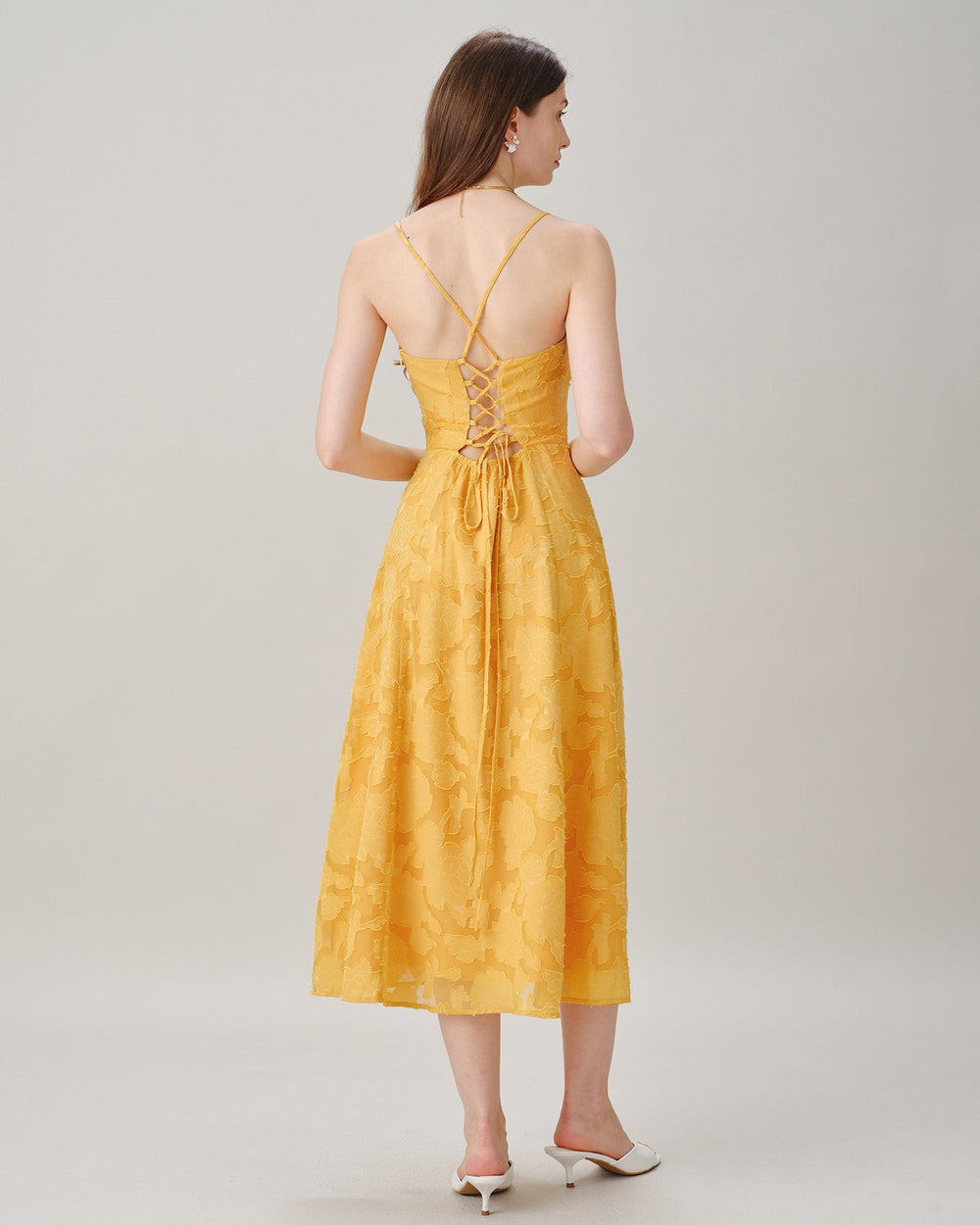 Vestido Valentina | Elegancia en Jacquard Tono Amarillo