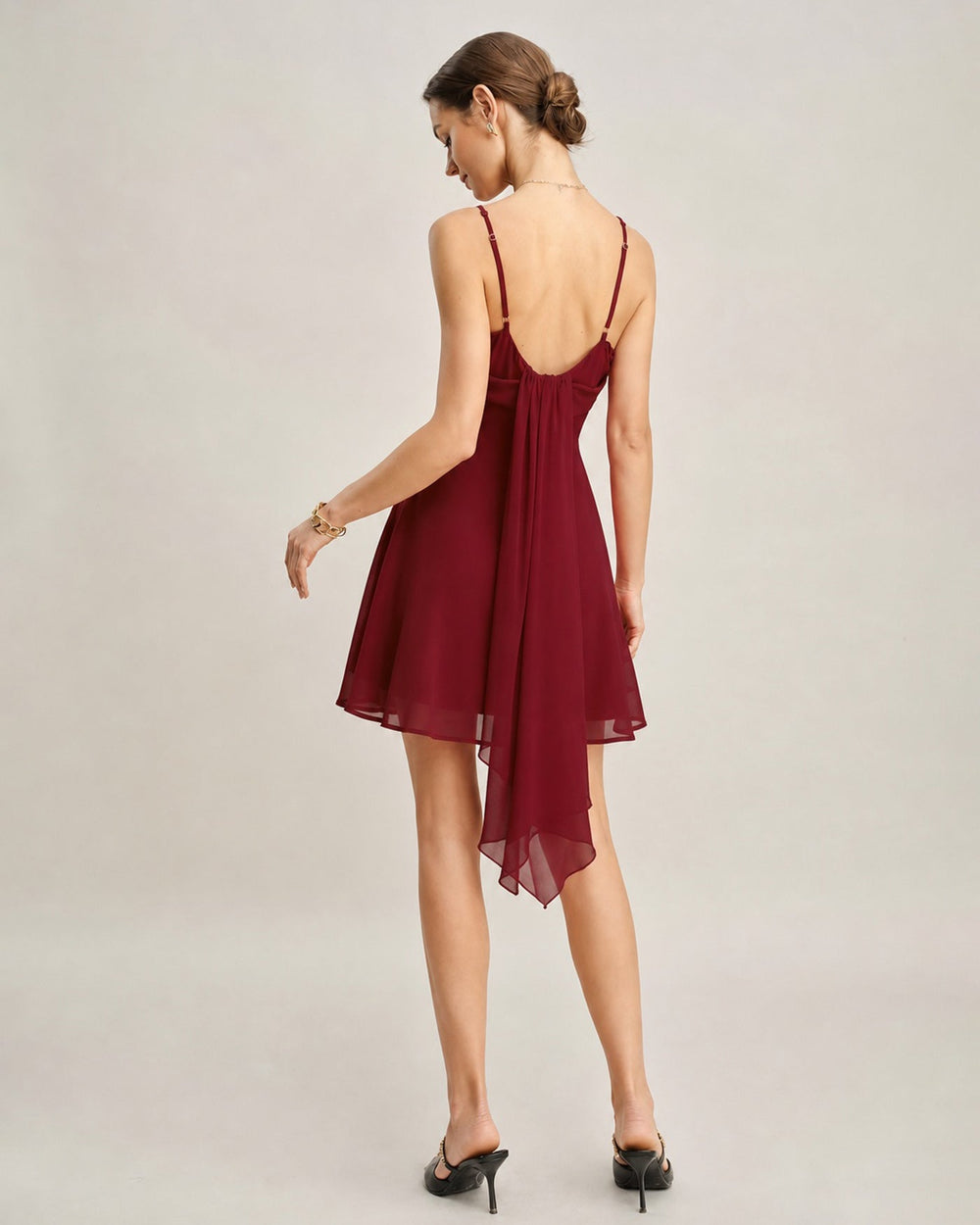 Vestido Isabella | Elegancia en Gasa Tono Rojo