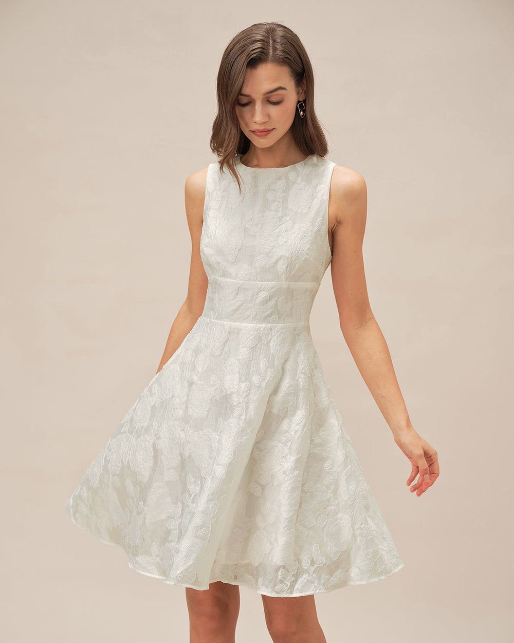 Vestido Alessia | Elegancia en Jacquard Tono Blanco