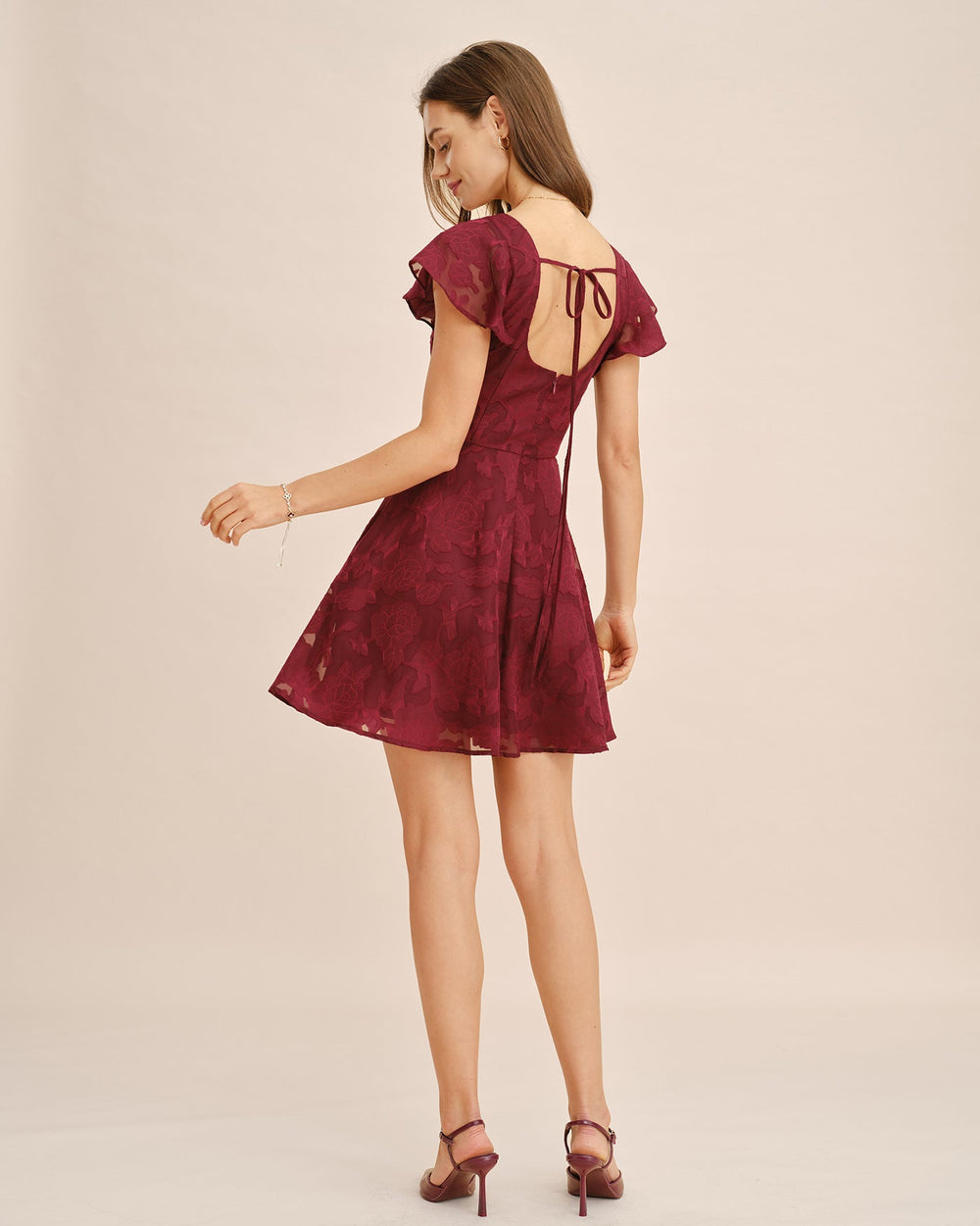 Vestido Serena | Elegancia en Jacquard Tono Vino