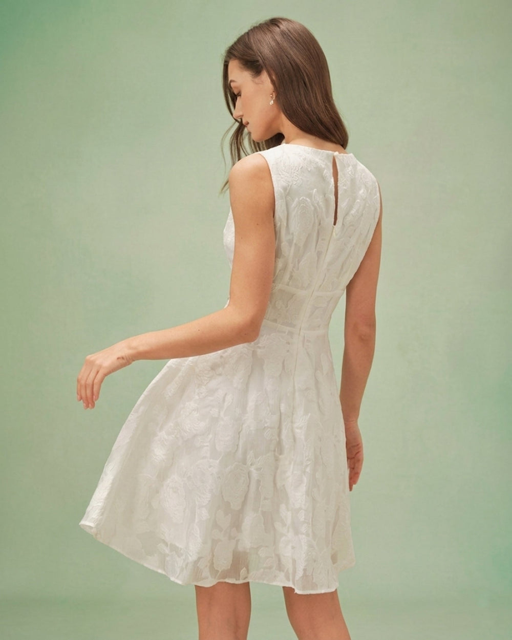 Vestido Alessia | Elegancia en Jacquard Tono Blanco