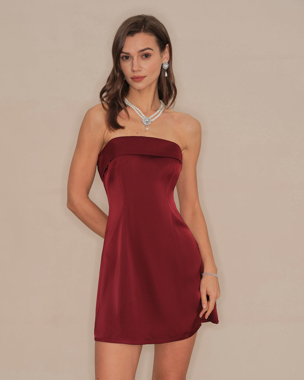 Vestido Ginevra | Elegancia en Satén Tono Rojo