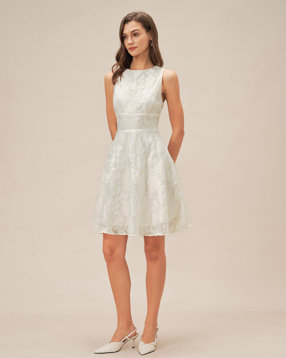 Vestido Alessia | Elegancia en Jacquard Tono Blanco